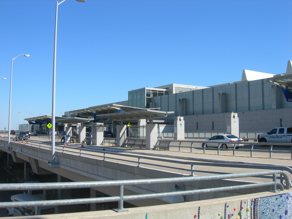 Guide to Getting In and Out of the Austin Bergstrom Airport